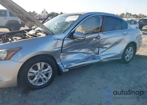 2008 Honda Accord 2.4 Lx-P z USA, uszkodzony, nr VIN 1HGCP264X8A116151